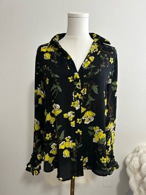 Who What Wear Yellow and Green Graphic Button Down Shirt